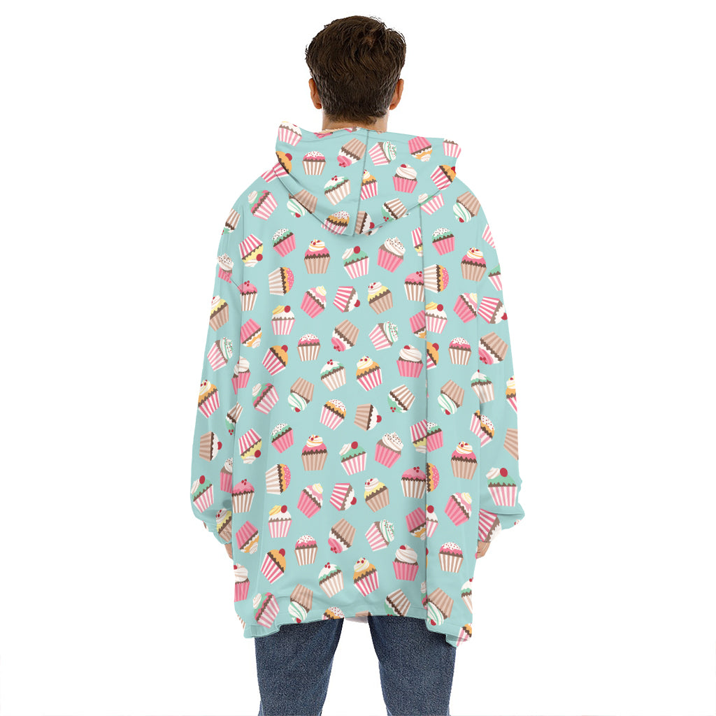 Pastel Cupcake Pattern Print Hoodie Blanket