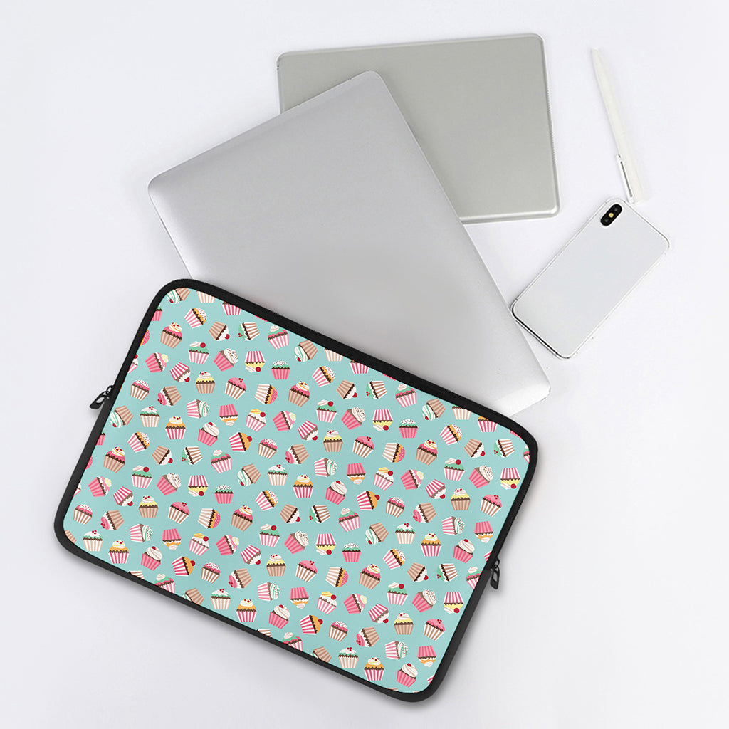 Pastel Cupcake Pattern Print Laptop Sleeve