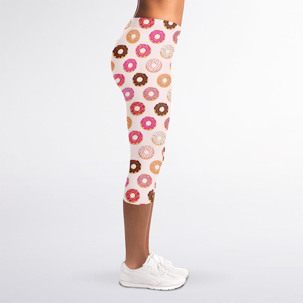 Pastel Donut Pattern Print Women's Capri Leggings