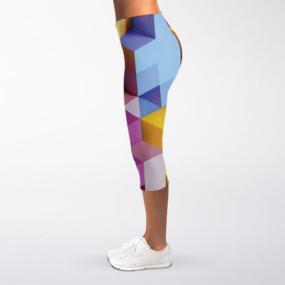 Pastel Geometric Cubic Print Women's Capri Leggings