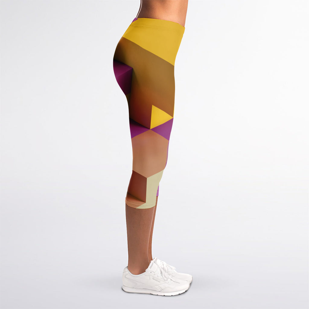 Pastel Geometric Cubic Print Women's Capri Leggings