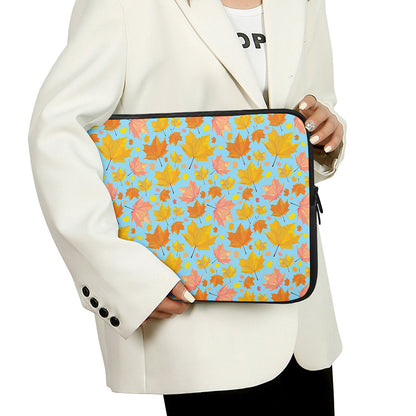 Pastel Maple Leaves Pattern Print Laptop Sleeve