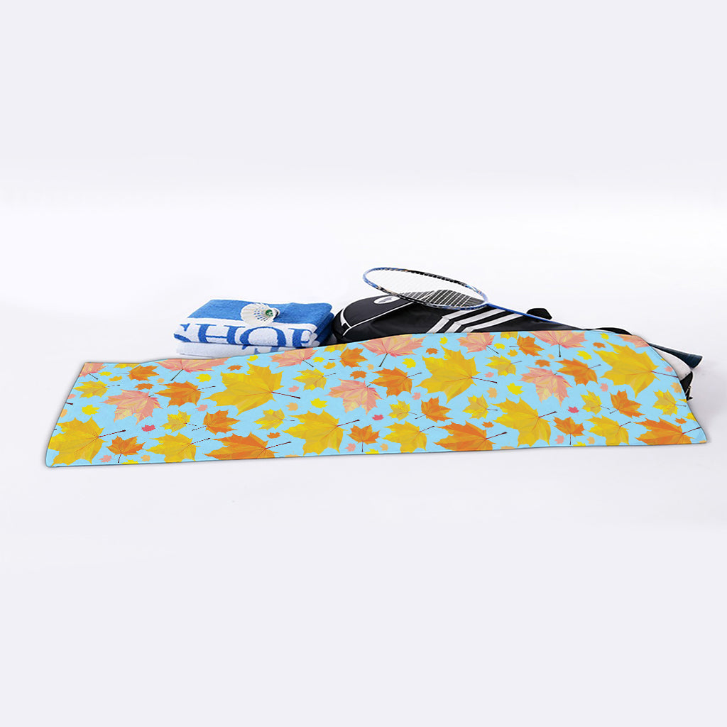 Pastel Maple Leaves Pattern Print Sports Towel