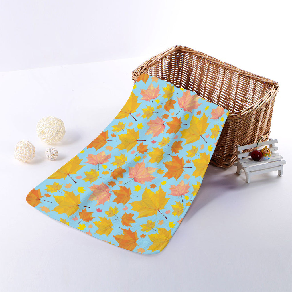 Pastel Maple Leaves Pattern Print Towel