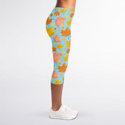 Pastel Maple Leaves Pattern Print Women's Capri Leggings