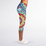 Pastel Ornament Mandala Print Women's Capri Leggings