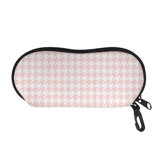 Pastel Pink And White Houndstooth Print Glasses Case