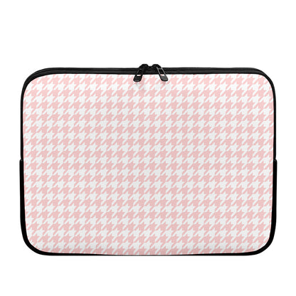 Pastel Pink And White Houndstooth Print Laptop Sleeve