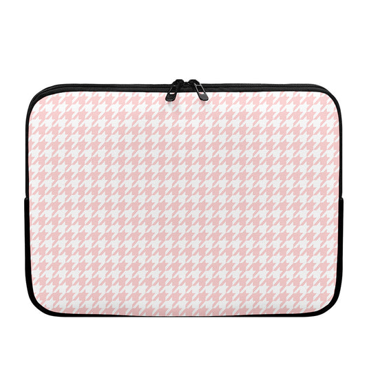 Pastel Pink And White Houndstooth Print Laptop Sleeve
