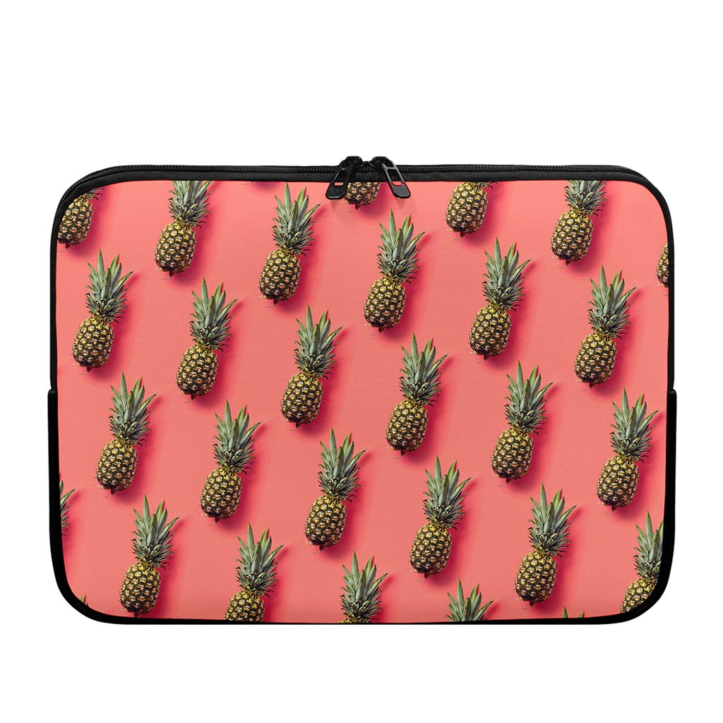 Pastel Pink Pineapple Pattern Print Laptop Sleeve