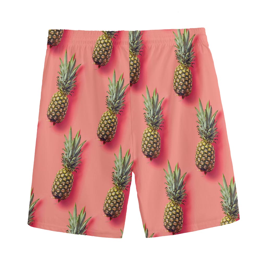 Pastel Pink Pineapple Pattern Print Men's Sports Shorts
