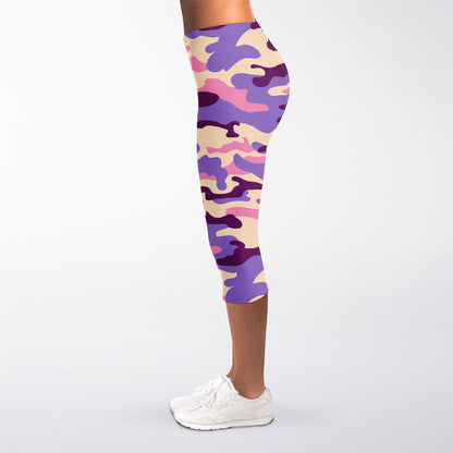 Pastel Purple Camouflage Print Women's Capri Leggings