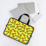 Pastel Yellow Pineapple Pattern Print Laptop Sleeve With Handle