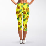 Pastel Yellow Pineapple Pattern Print Women's Capri Leggings