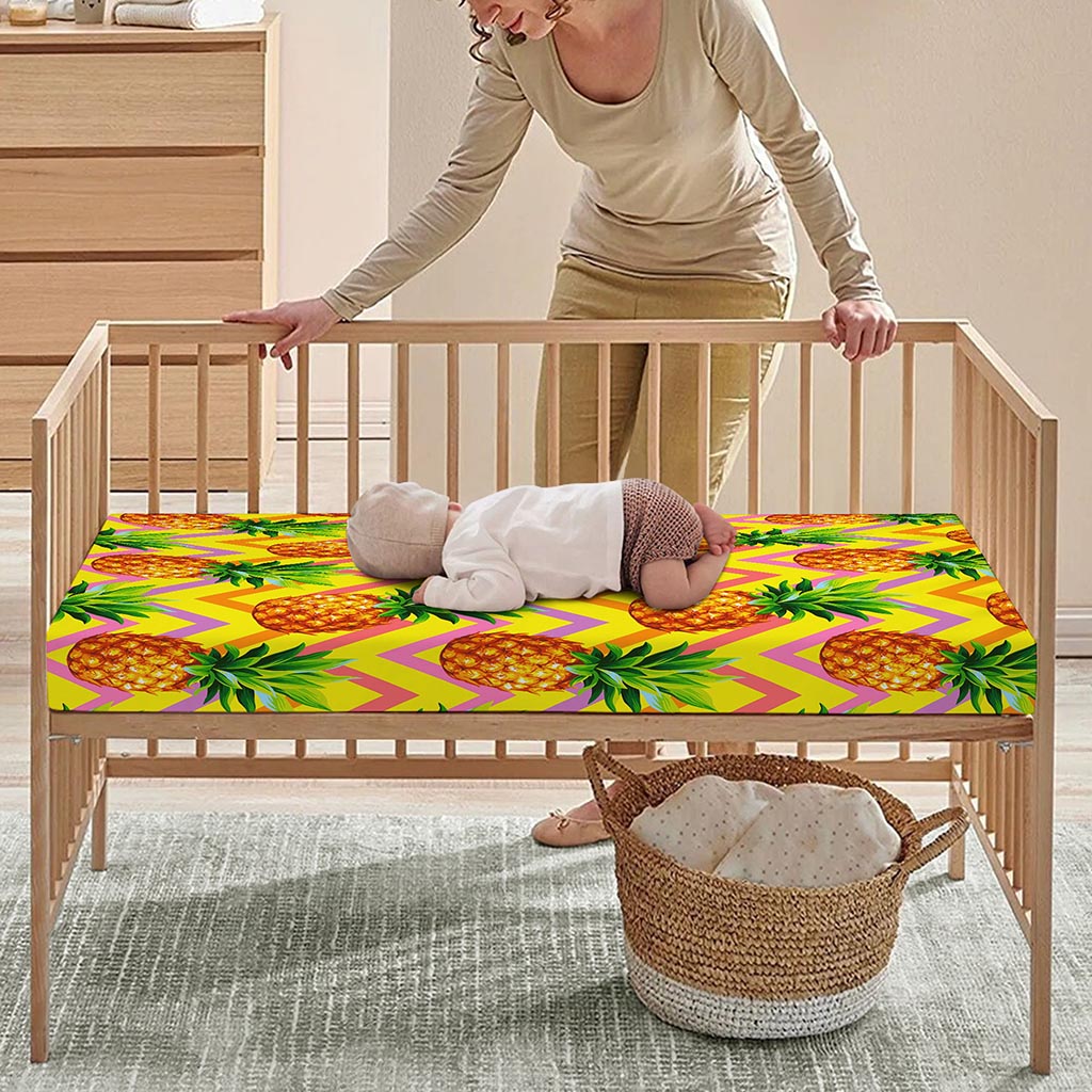Pastel Zig Zag Pineapple Pattern Print Baby Crib Sheet