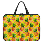 Pastel Zig Zag Pineapple Pattern Print Laptop Sleeve With Handle