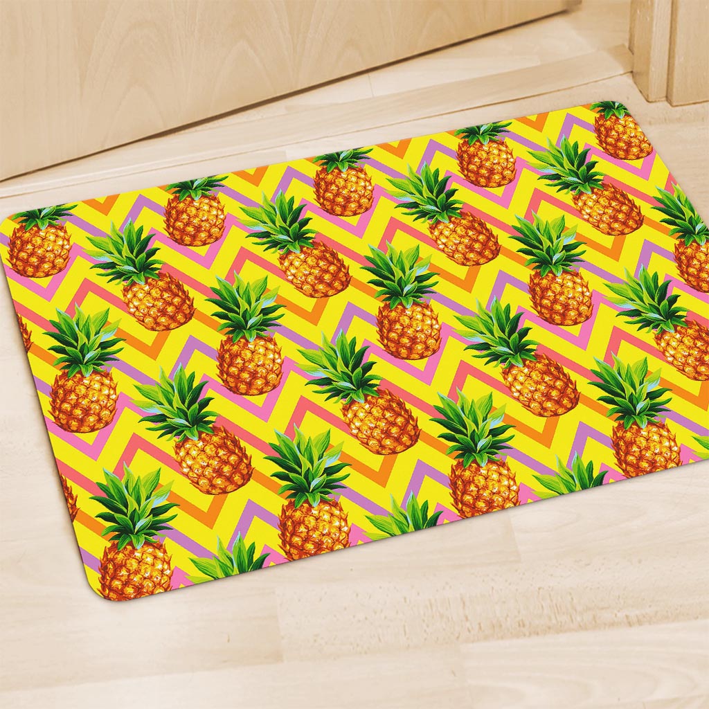 Pastel Zig Zag Pineapple Pattern Print Polyester Doormat