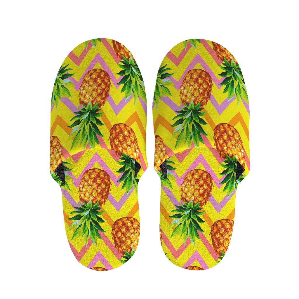 Pastel Zig Zag Pineapple Pattern Print Slippers