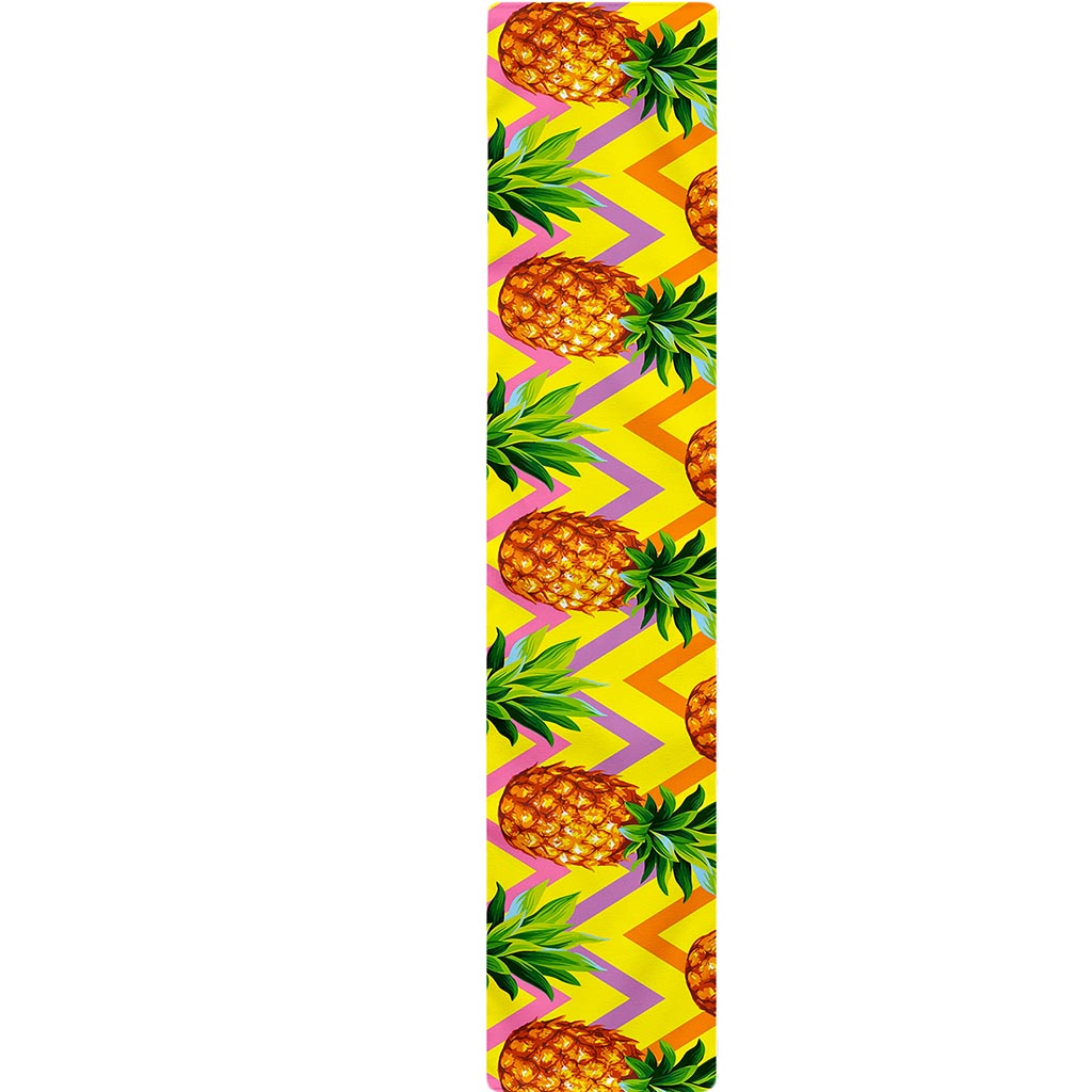 Pastel Zig Zag Pineapple Pattern Print Table Runner