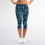 Peacock Feather Pattern Print Women's Capri Leggings
