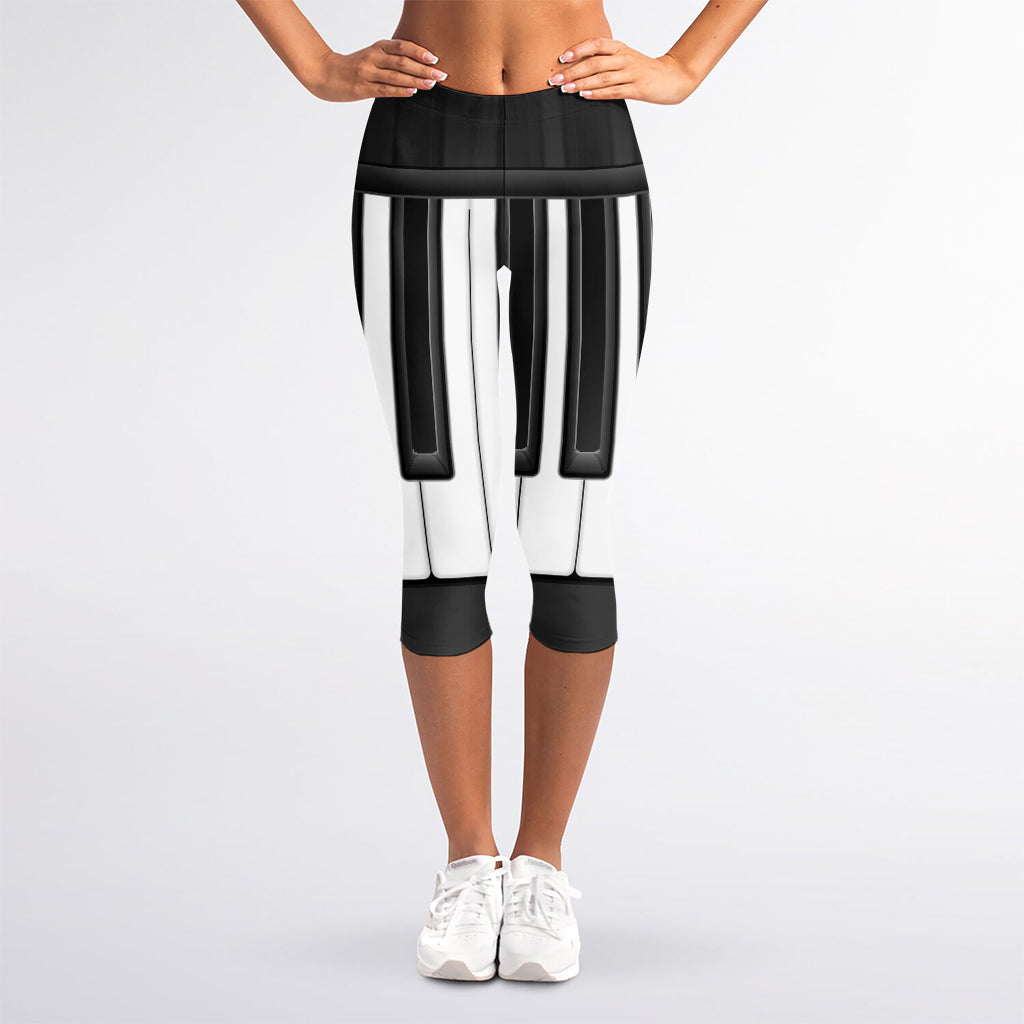 Piano Keyboard Print Women's Capri Leggings