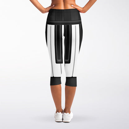 Piano Keyboard Print Women's Capri Leggings