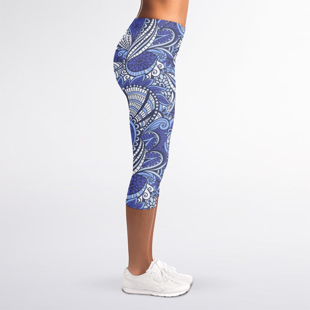 Pigeon Floral Bohemian Pattern Print Women's Capri Leggings