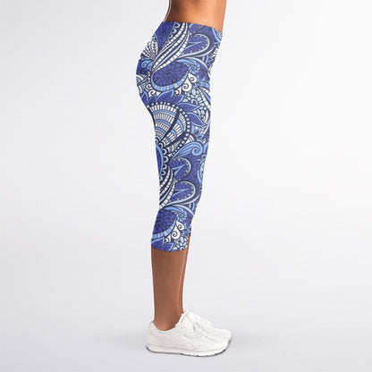 Pigeon Floral Bohemian Pattern Print Women's Capri Leggings
