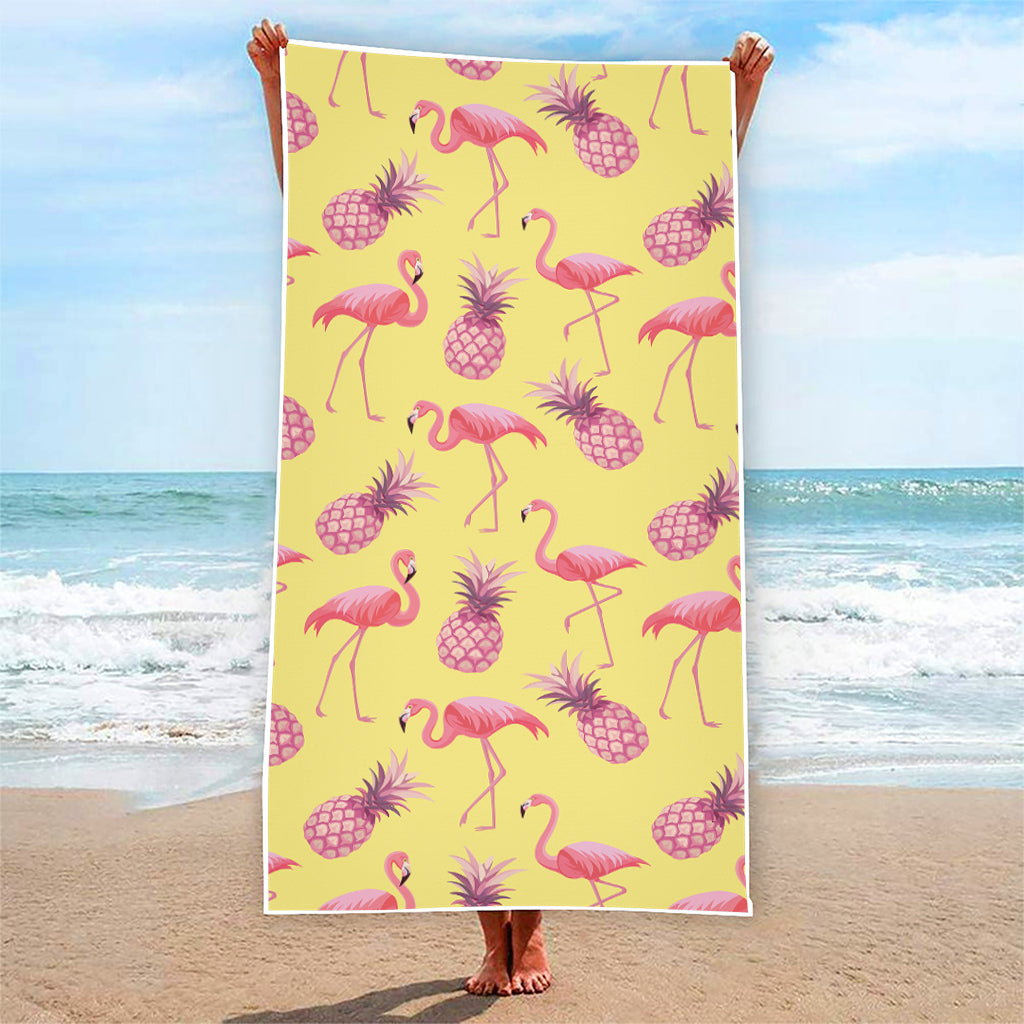 Pineapple And Flamingo Pattern Print Beach Towel