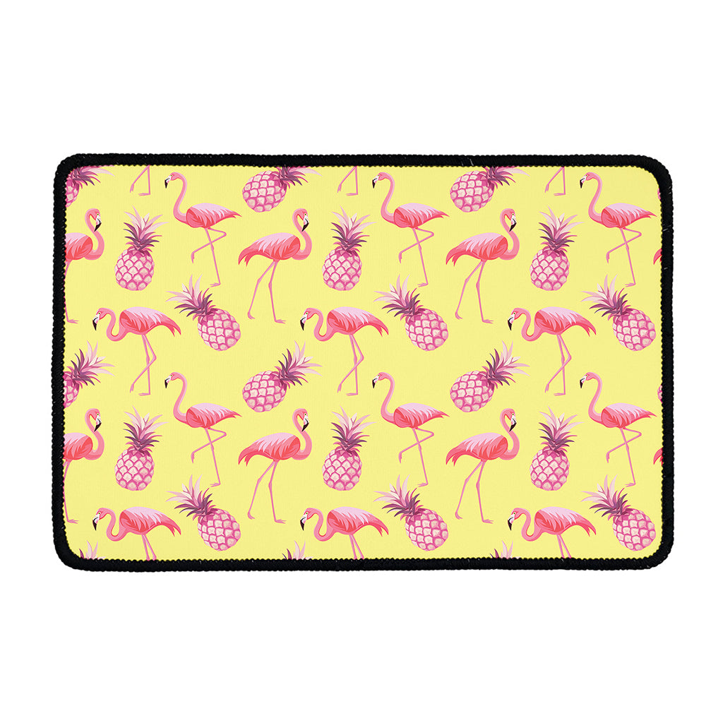 Pineapple And Flamingo Pattern Print Kitchen Mat