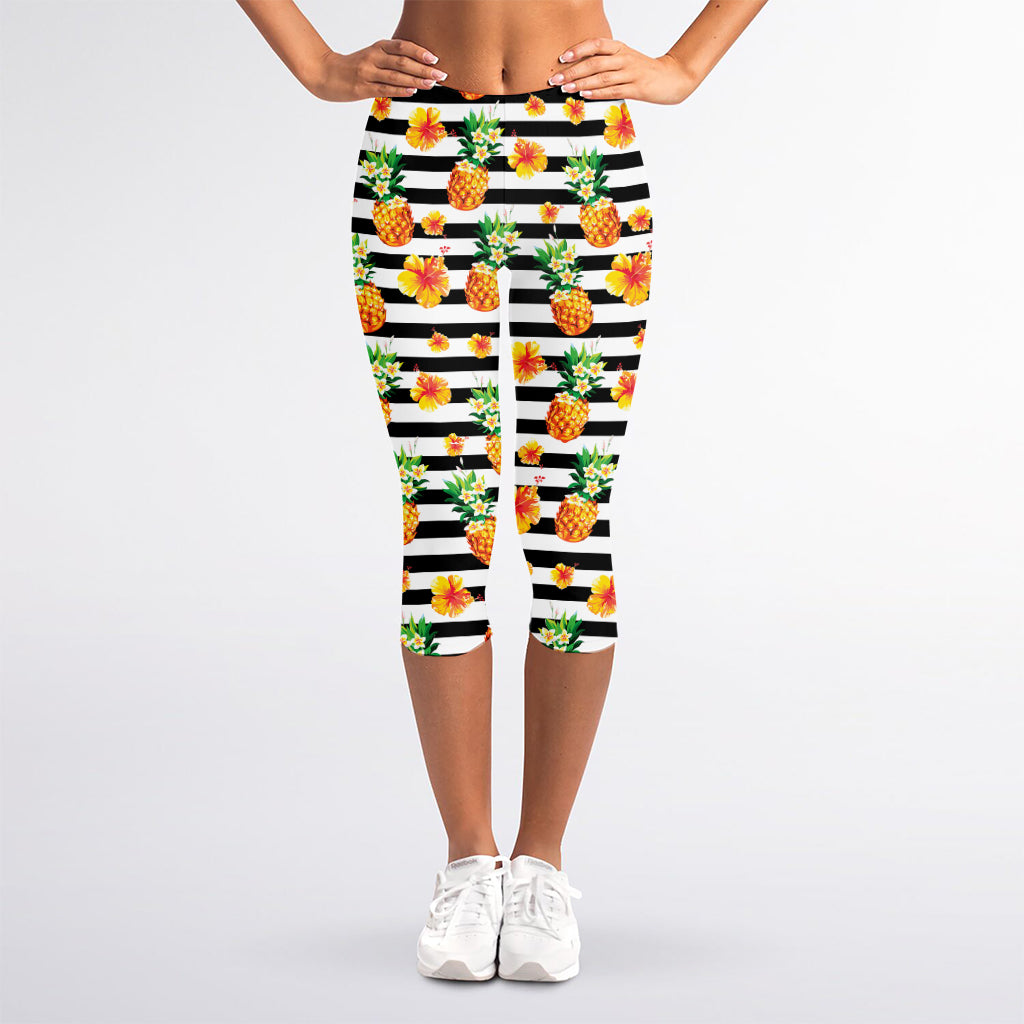 Pineapple And Hibiscus Striped Print Women's Capri Leggings