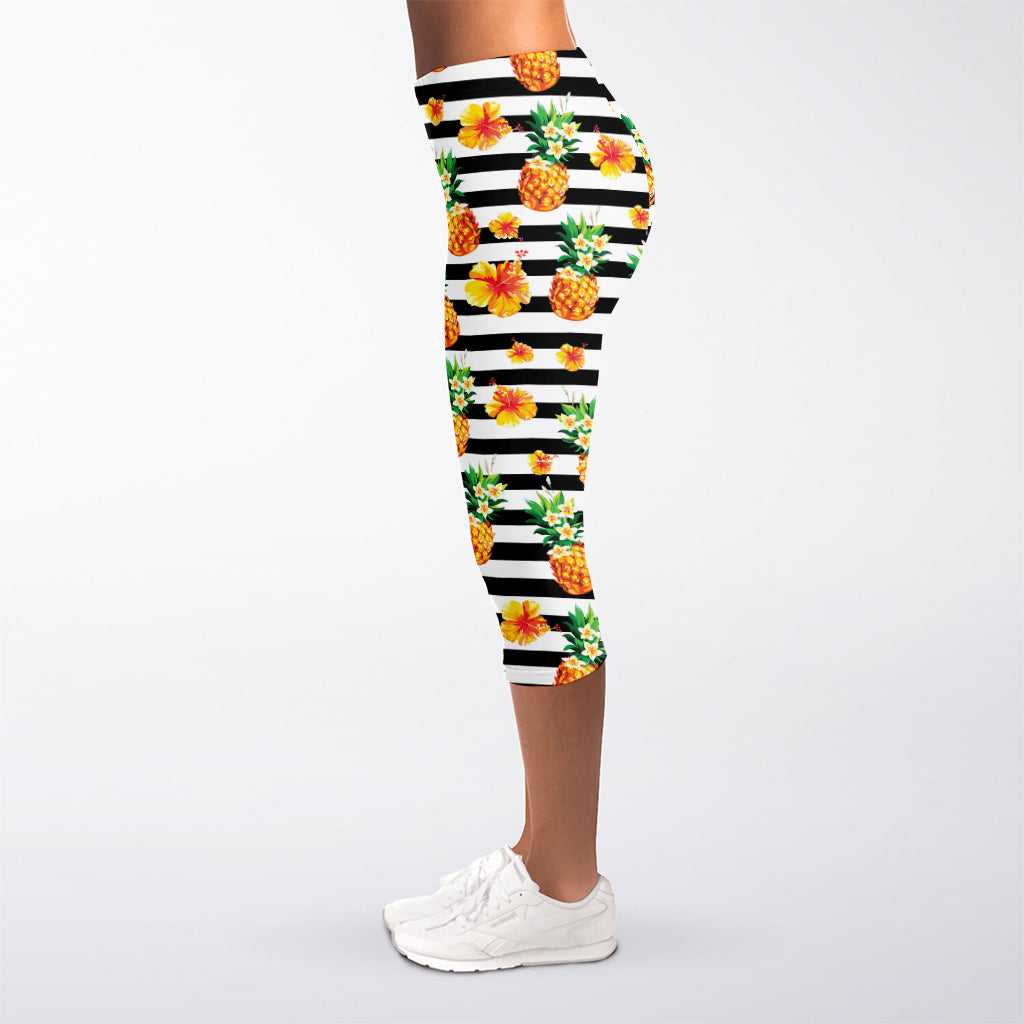 Pineapple And Hibiscus Striped Print Women's Capri Leggings