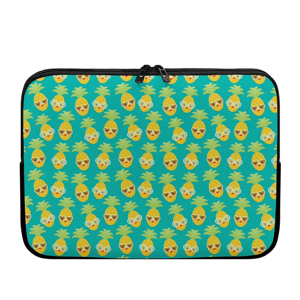 Pineapple Emoji Pattern Print Laptop Sleeve