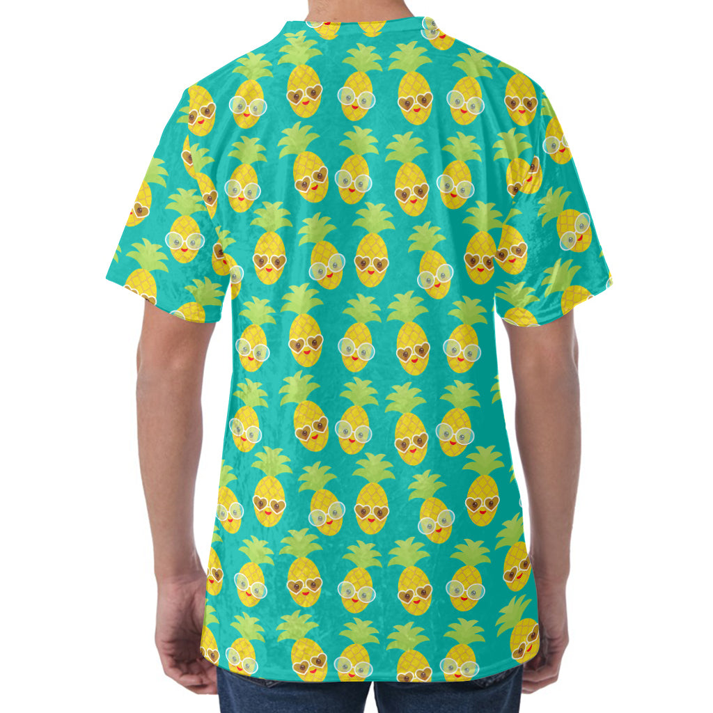 Pineapple Emoji Pattern Print Men's Velvet T-Shirt