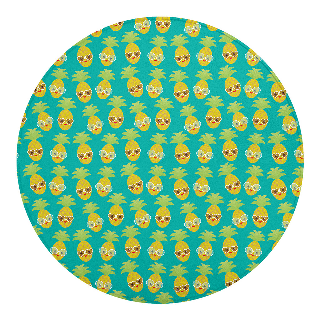 Pineapple Emoji Pattern Print Round Blanket