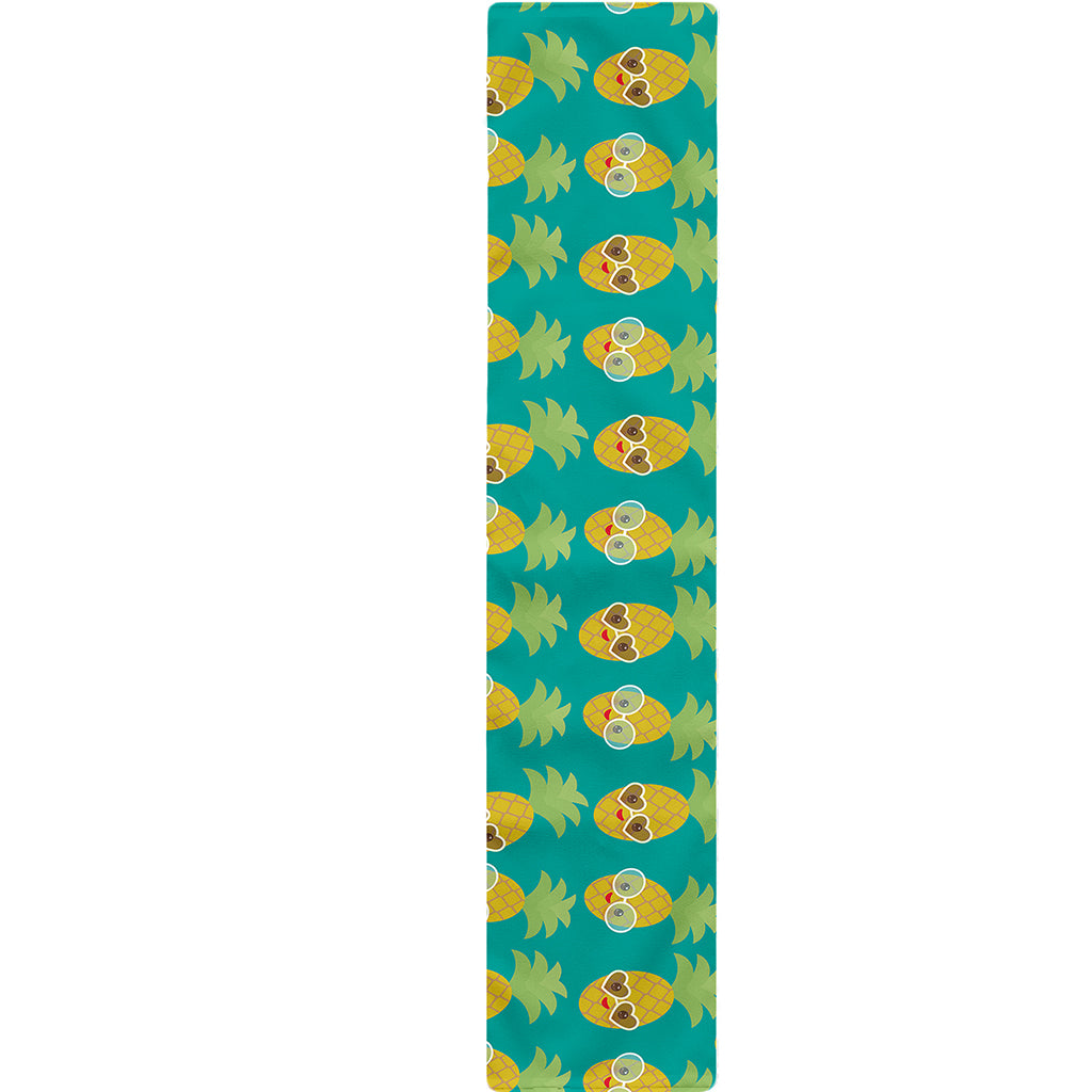 Pineapple Emoji Pattern Print Table Runner