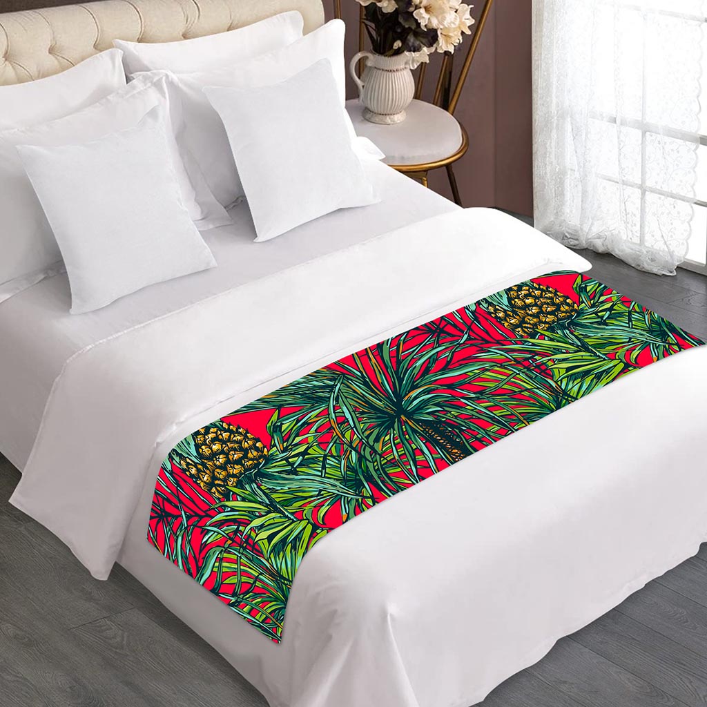 Pineapple Leaves Hawaii Pattern Print Bed Runner