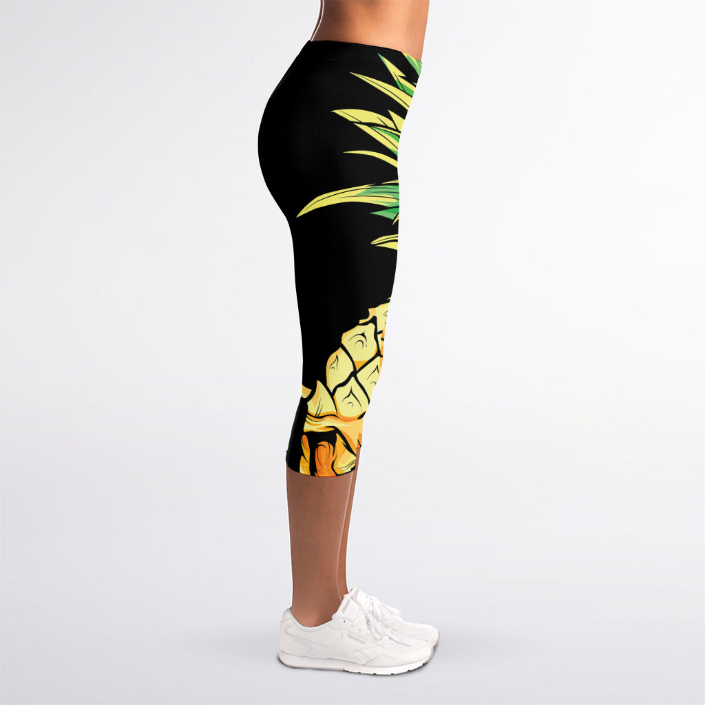 Pineapple Skull Print Women's Capri Leggings