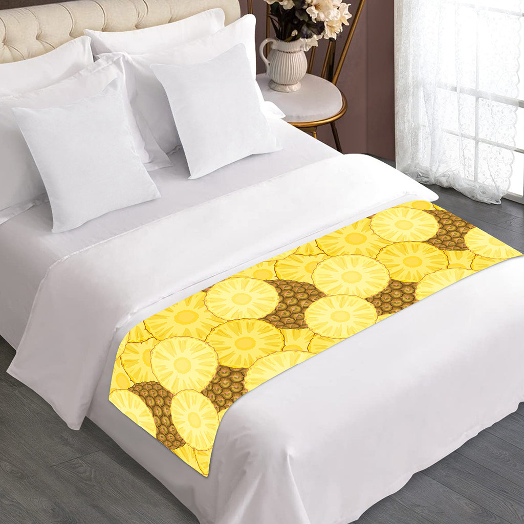Pineapple Slices Pattern Print Bed Runner
