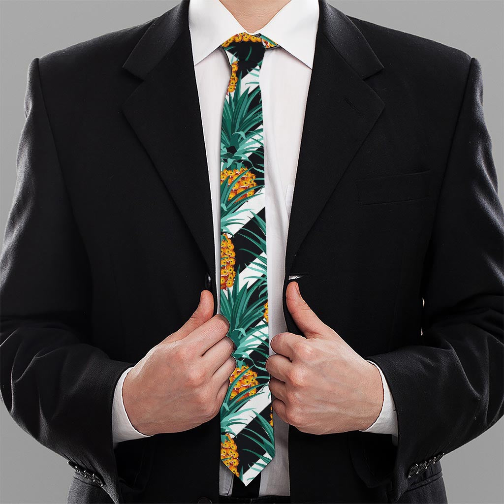 Pineapple Striped Pattern Print Necktie