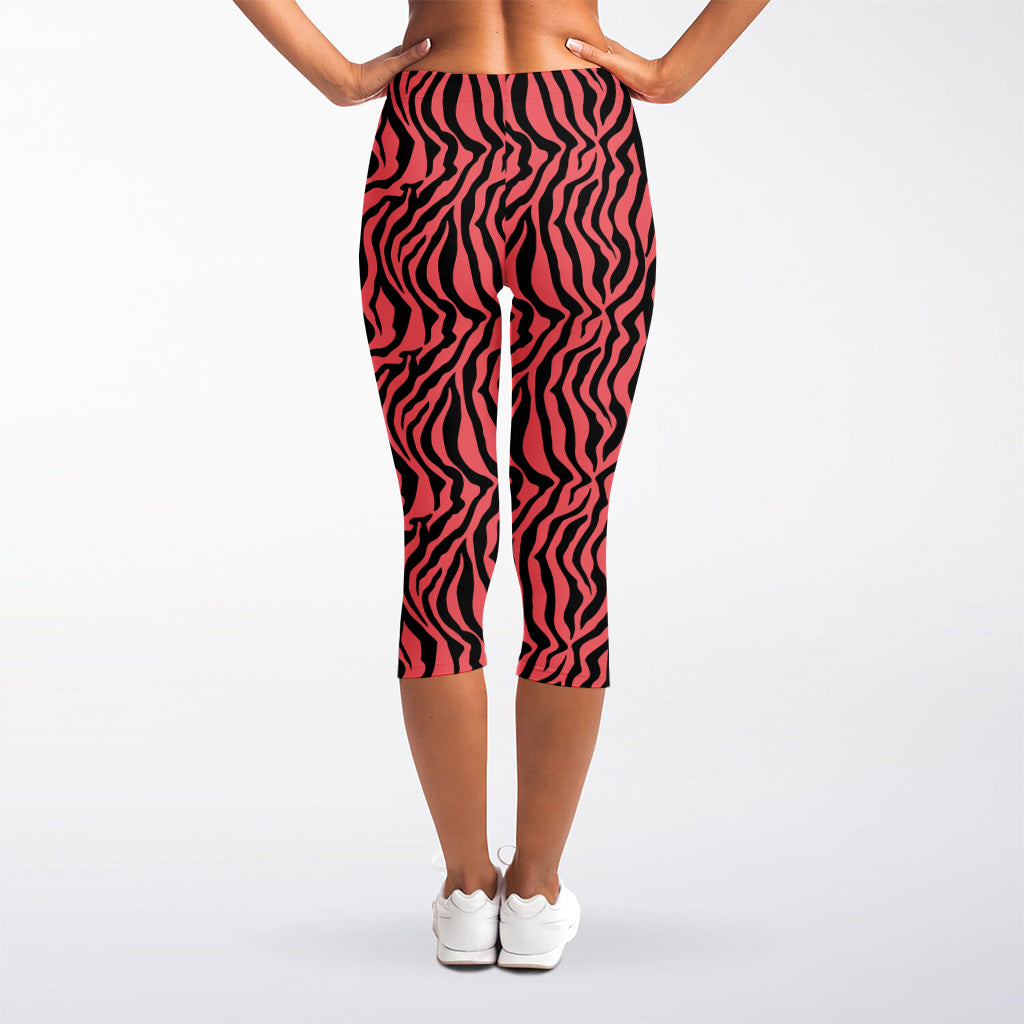 Pink And Black Tiger Stripe Print Women's Capri Leggings