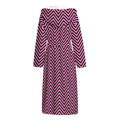 Pink And Black Zigzag Pattern Print Hooded Bathrobe