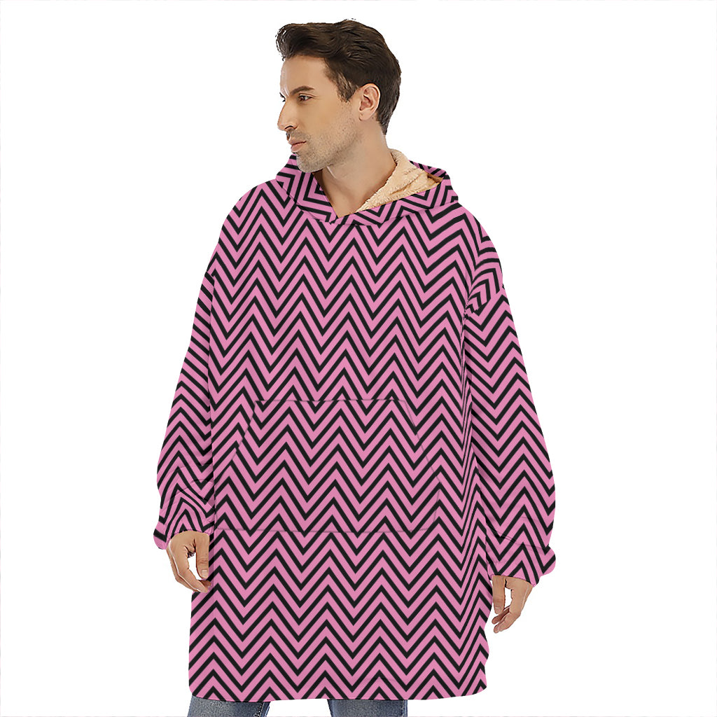 Pink And Black Zigzag Pattern Print Hoodie Blanket