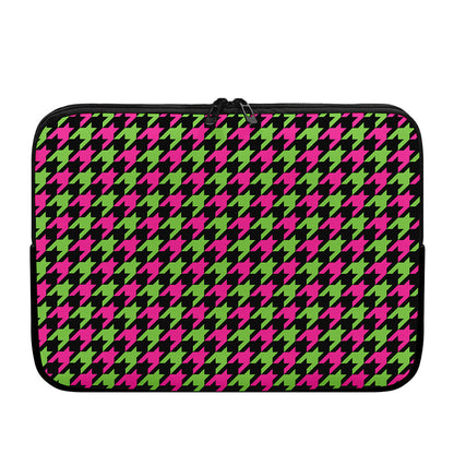 Pink And Green Houndstooth Pattern Print Laptop Sleeve