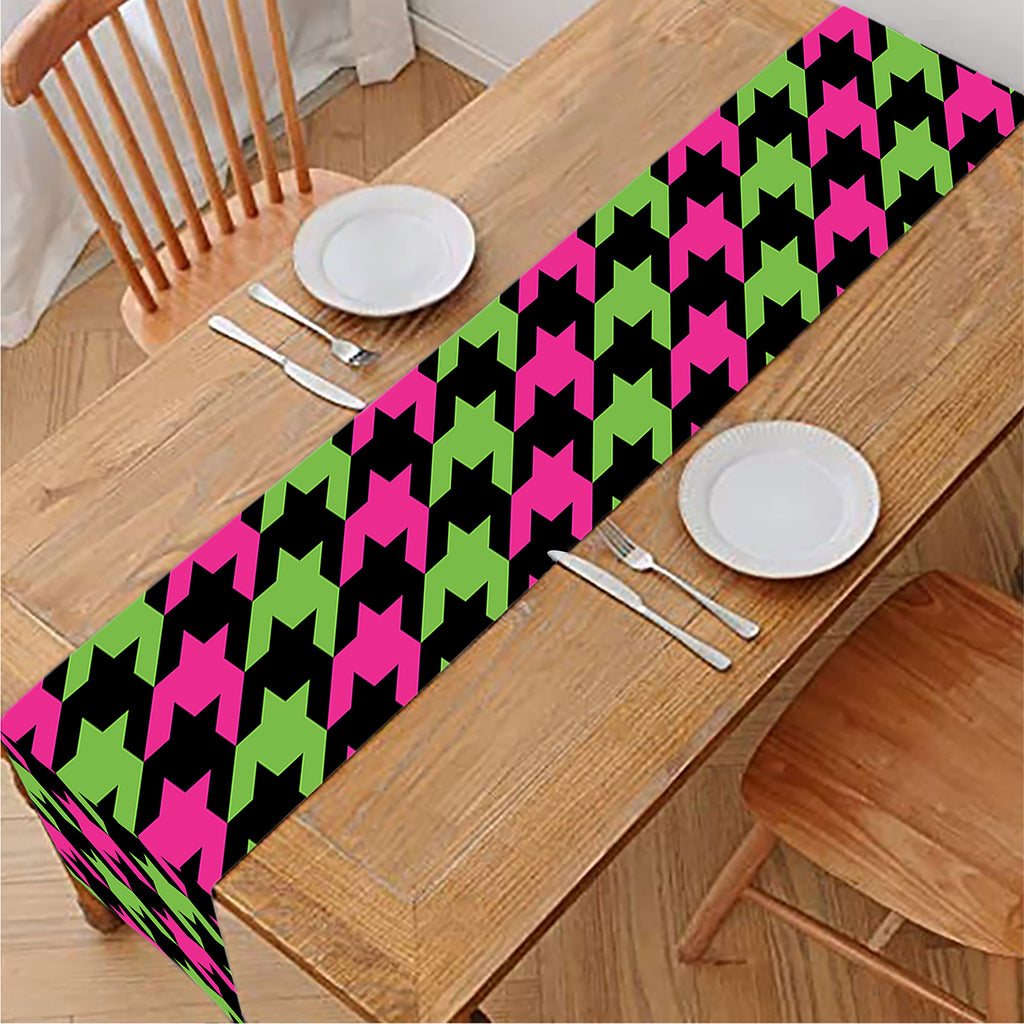 Pink And Green Houndstooth Pattern Print Table Runner