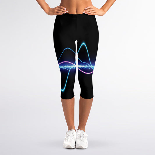 Pink And Teal Sound Wave Print Women's Capri Leggings