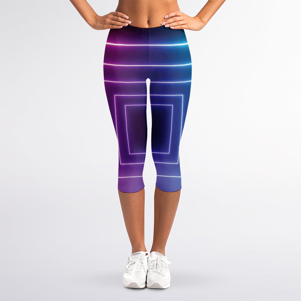 Pink And Teal Tunnel Lights Print Women's Capri Leggings