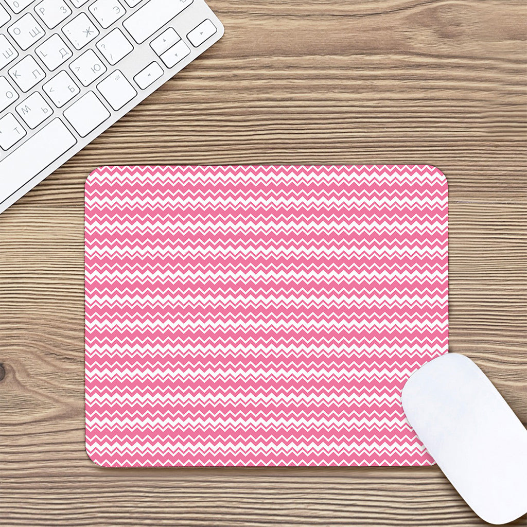 Pink And White Zigzag Pattern Print Mouse Pad