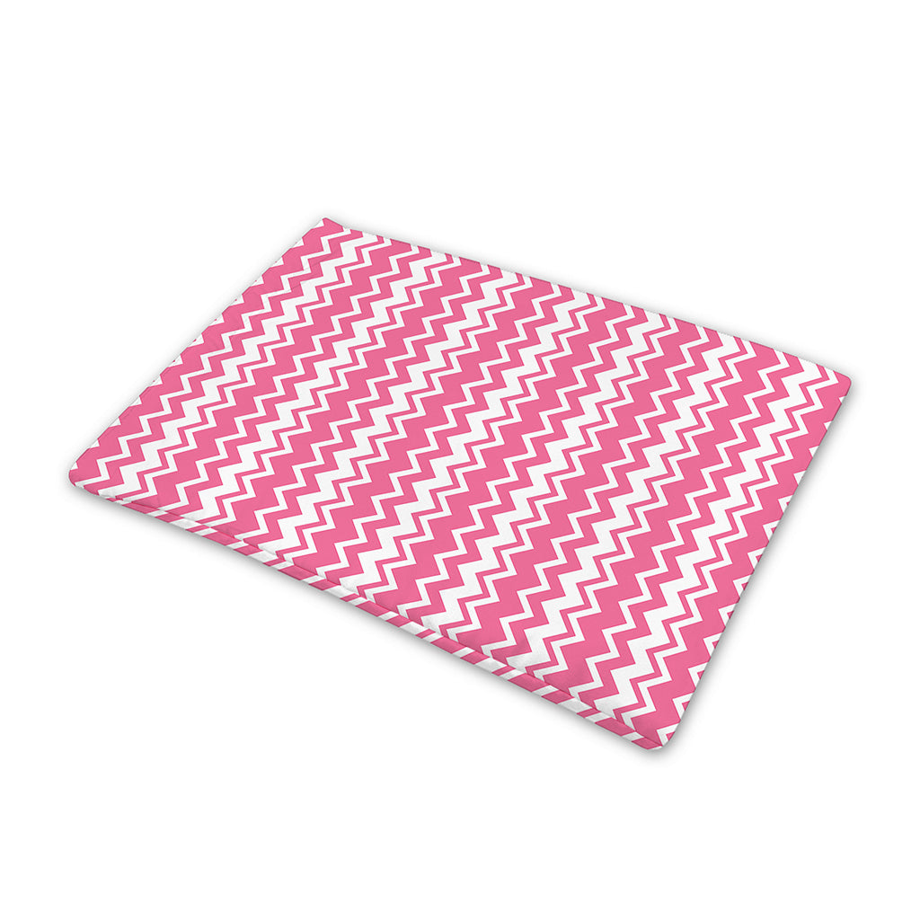 Pink And White Zigzag Pattern Print Pet Cooling Mat Cover