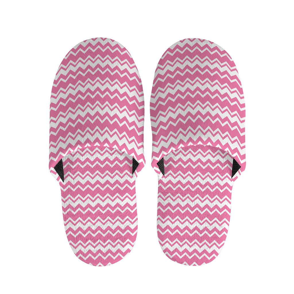 Pink And White Zigzag Pattern Print Slippers